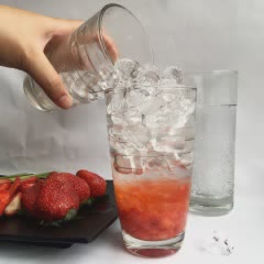 Cách làm Soda dâu tươi