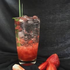 Cách làm Soda dâu tươi