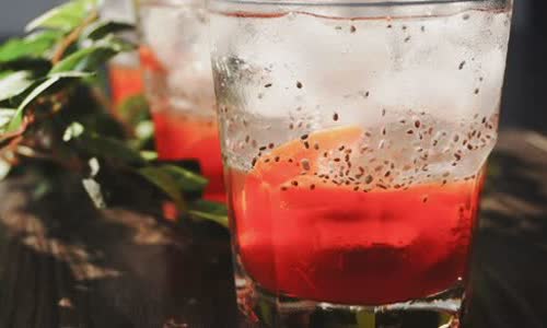Cách pha Strawberry Lemonade cực ngon cho ngày hè oi bức
