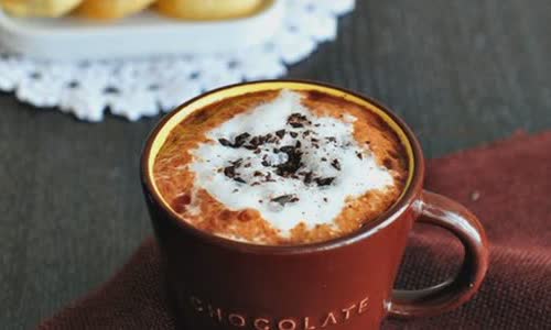 Cách Pha Sữa Chocolate Nóng Đơn Giản Cho Ngày Lạnh