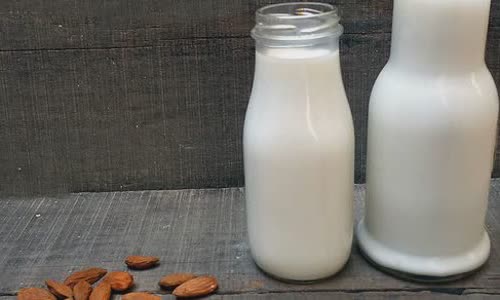 Cách làm sữa hạnh nhân ngon