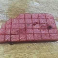 Cách làm đá viên vị dưa hấu