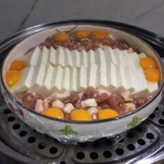 Cách làm Đậu hũ hấp trứng cút