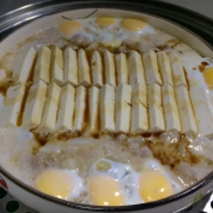 Cách làm Đậu hũ hấp trứng cút