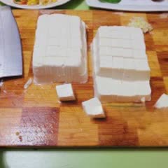 Cách làm đậu hũ non sốt cay thơm