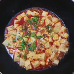 Cách làm đậu hũ non sốt cay thơm