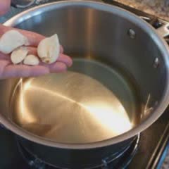 Cách làm đậu phộng da cá giòn ngon