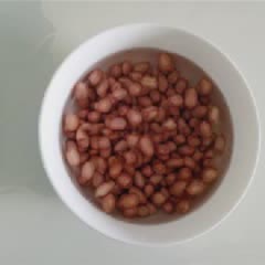 Cách làm đậu phộng nấu nước tương thơm ngon