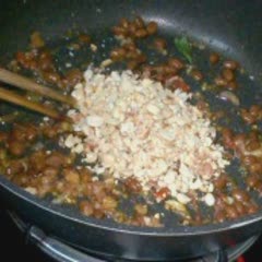 Cách làm đậu phộng rang tương hột