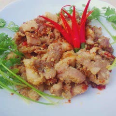 Cách làm ba chỉ xào sả ớt