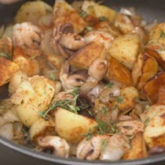 Cách làm bạch tuộc nấu khoai tây