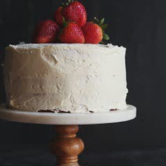 Cách làm Bánh bông lan Red Velvet nướng
