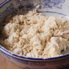 Cách làm bánh chiên cay nhiều lớp kiểu Hoa