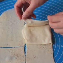 Cách làm bánh chiên cay nhiều lớp kiểu Hoa