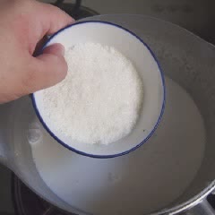 Cách làm bánh dừa tẩm mè đậu phộng