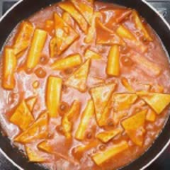 Cách Làm Bánh Gạo Cay Hàn Quốc Tokbokki