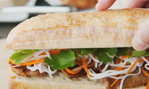 Cách Làm Bánh Mì Kẹp Thịt Áp Chảo Thơm Mềm Hấp Dẫn