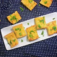 Cách làm bánh mì nướng bơ tỏi kiểu Pháp