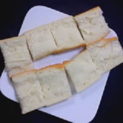 Cách làm bánh mì nướng bơ tỏi kiểu Pháp