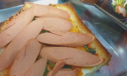Cách Làm Bánh Mì Nướng Sa Tế Siêu Đơn Giản Tại Nhà
