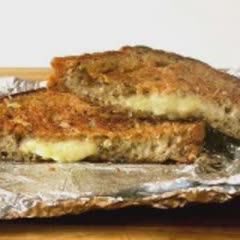 Cách làm Bánh mì phô mai nướng bằng bàn ủi