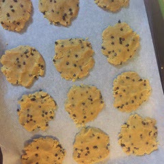 Cách làm Bánh quy Chocolate Chip Handmade giòn tan cho bé