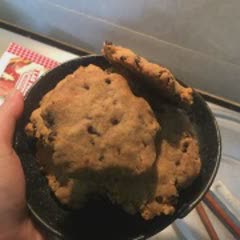 Cách làm Bánh quy Chocolate Chip Handmade giòn tan cho bé