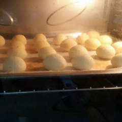 Cách làm bánh su kem Chewy Junior với nhân phô mai hấp dẫn