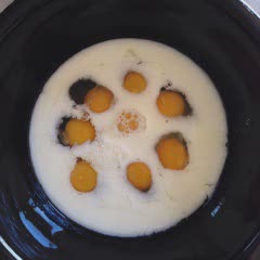 Cách làm bánh trứng cải phô mai chiên