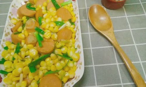 Cách làm Bắp xào xúc xích