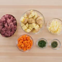 Cách làm Bò hầm và khoai tây nghiền