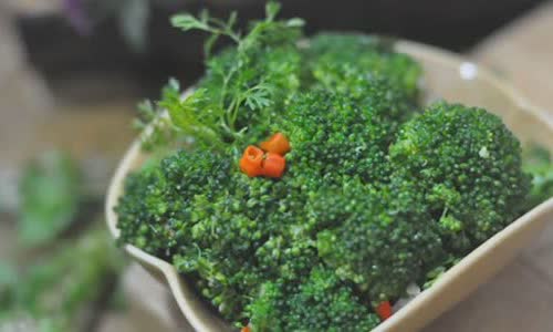 Cách làm bông cải xanh trộn