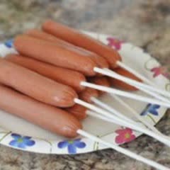 Cách làm bột bắp bọc xúc xích chiên giòn