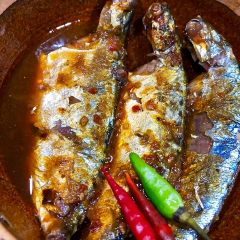 Cách làm cá bạc má kho cà chua