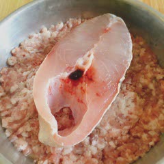 Cách làm Cá chưng tương thập cẩm