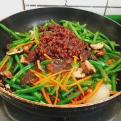 Cách làm Cá chưng tương thập cẩm