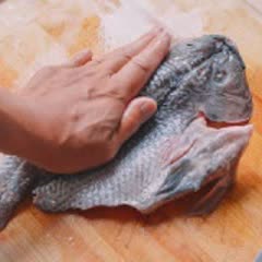 Cách làm Cá hấp đậu hũ sốt ớt cay