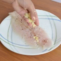 Cách làm cá hấp bằng nồi cơm điện