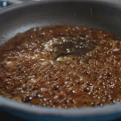 Cách làm cá hồi chiên sốt mật ong