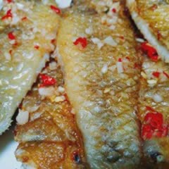 Cách làm cá mó chiên mắm tỏi