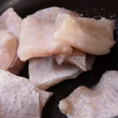 Cách làm cá mú xào cần tây