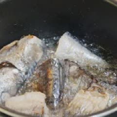 Cách Làm Cá Nục Kho Dưa Cải Chua Cho Bữa Cơm Ngon