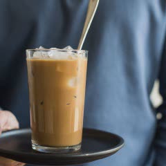 Cách làm Cà Phê Sữa Đá đậm đà, đúng chuẩn hương vị Ý