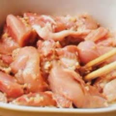 Cách làm canh gà hầm hạt sen