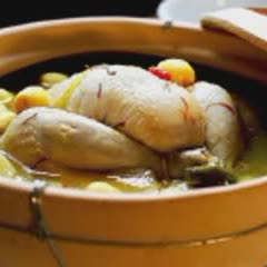 Cách làm canh gà hầm hạt sen