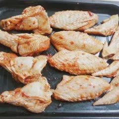 Cách làm cánh gà nướng muối ớt