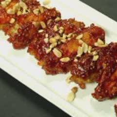Cách làm cánh gà sốt cay ngọt kiểu Hàn Quốc