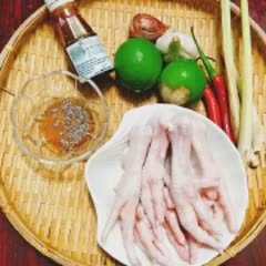 Cách làm chân gà nướng chanh sả cay thơm