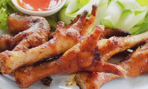 Cách làm chân gà nướng muối ớt cay thơm
