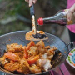 Cách làm chân giò heo sốt cà chua